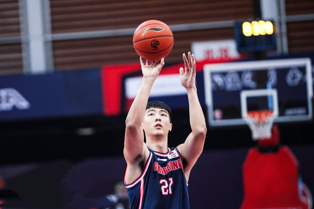 杰伦-布朗23投14中得到30分9板2帽拼到6犯离场今日NBA季中锦标赛，凯尔特人112-122不敌步行者。